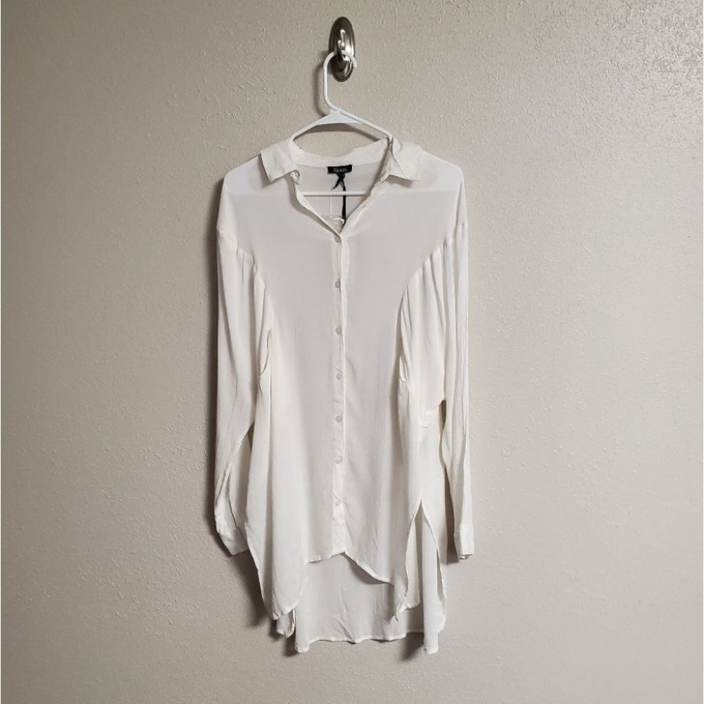 Akasa Long Sleeve Button Down Beach Shirt